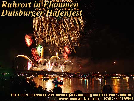 Ruhrort in Flammen, Feuerwerk Hafenfest Duisburg am Rhein.